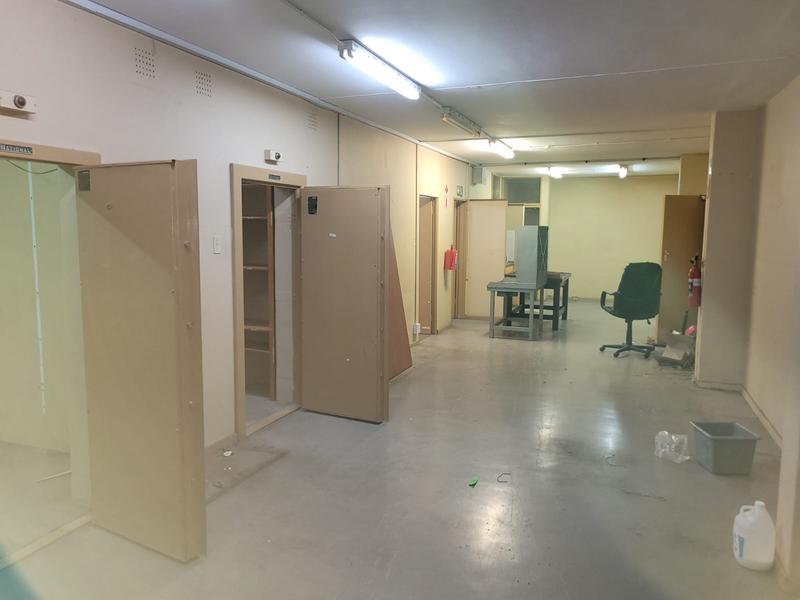 To Let commercial Property for Rent in Milnerton Central Western Cape